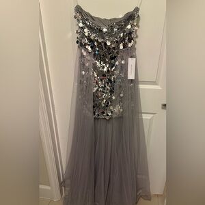 Fareisty silver Sequin strapless mini dress with tulle gown. NWT